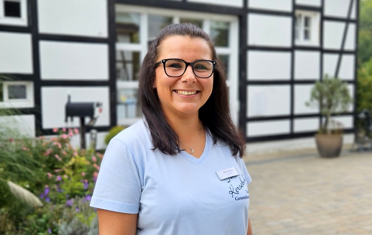 Aiello Nora Tierarztpraxis quer Kersebohm Luenen Dortmund